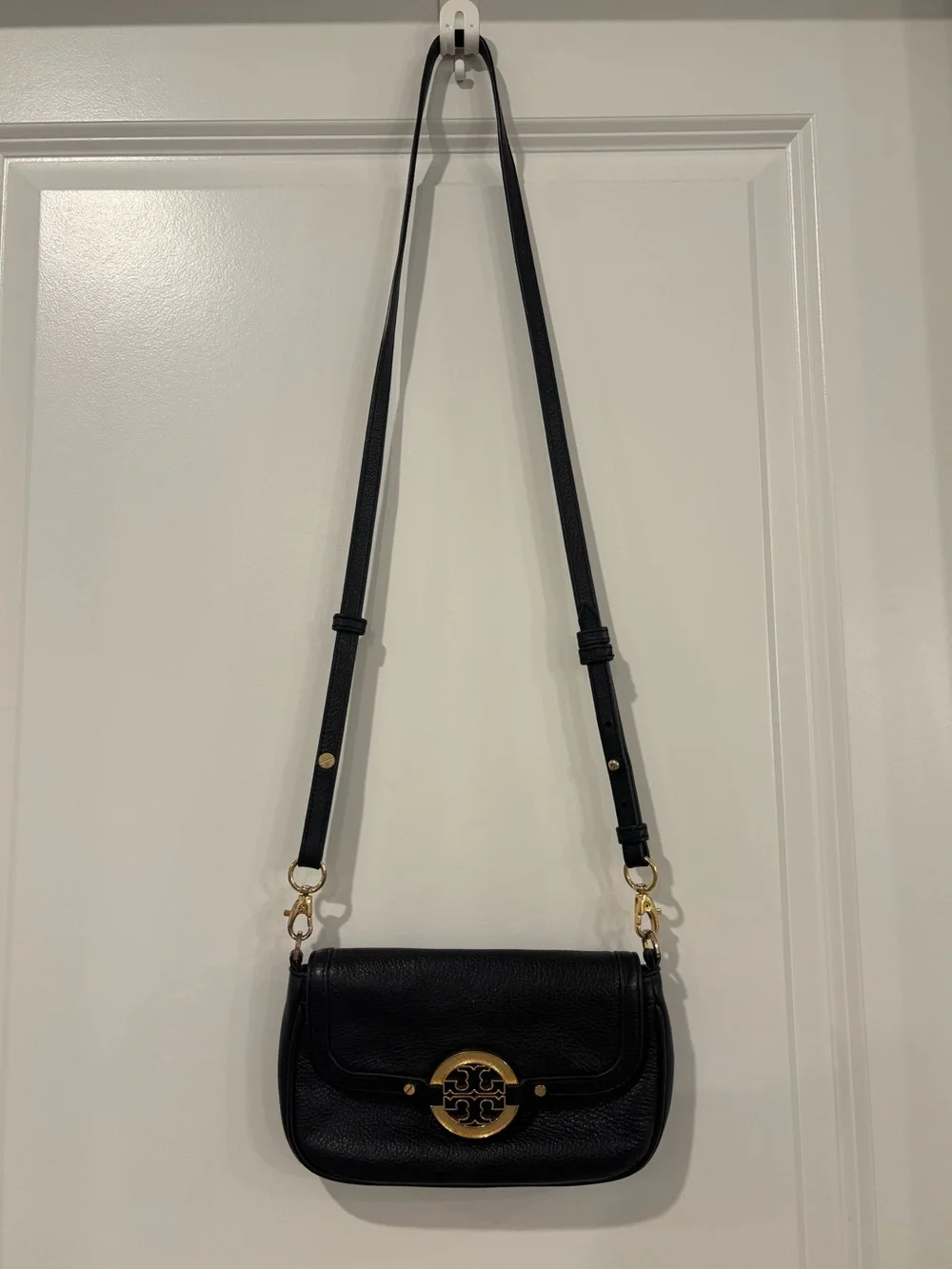 Tory Burch Amanda Leather Crossbody Bag in Black with Dust Bag